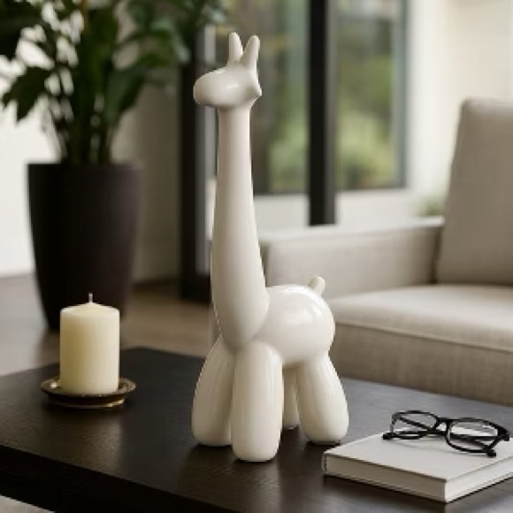 Other - Giraffe Ceramic Balloon Figure White